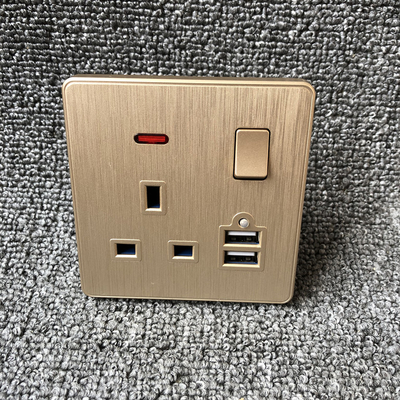Chiny Gniazdo przełącznika ściennego z niezależnym zasilaczem USB w Wielkiej Brytanii do mieszkania / domu dostawca